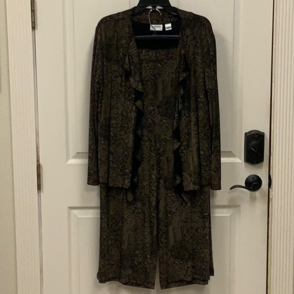 Chico’s Travelers Pantsuit; Top-Size 2; Pants-Size 3; Black and Taupe Multi